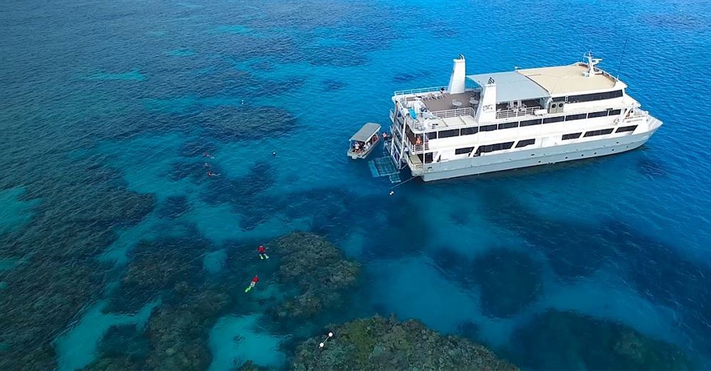 CC4 - 4N Cairns-Lizard Island-Cairns